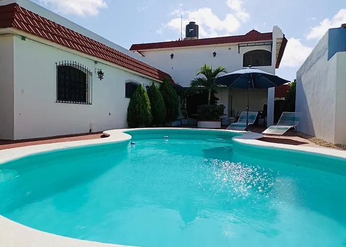 Villa Bugambilia Colonial Charm With Spacious Design And Private Pool Five Minutes From Downtown
